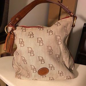 Dooney & Bourke 🐤
